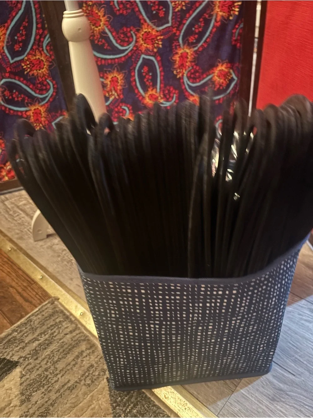 Black Velvet NON SLIP Coat Hangers -75!